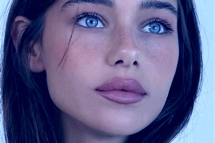 Willow, 22, a brunette brown-eyed middle eastern companion based in Nuevo Progreso. Offering Roleplay, Tantra, Striptease, Girlfriend Experience. Available f...