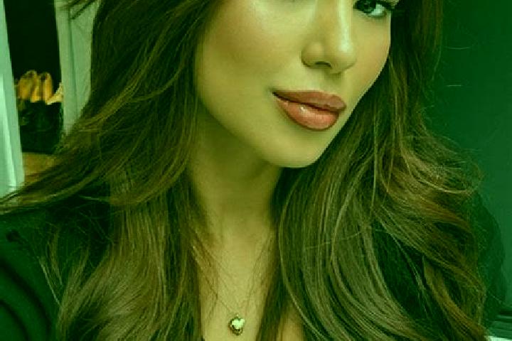 Willow, 22, a chestnut brown-eyed latina companion based in Tsingoni. Offering Fetish, A-Level, CIM, OWO, Girlfriend Experience. Available for incall and out...