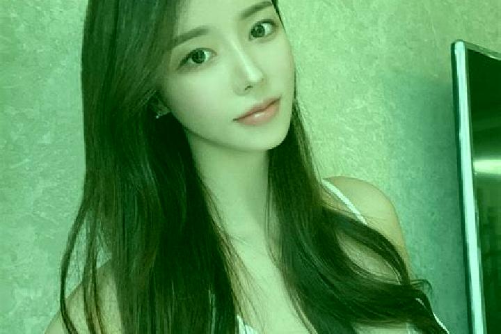 Willow, 22 — Escort in Kelin, China