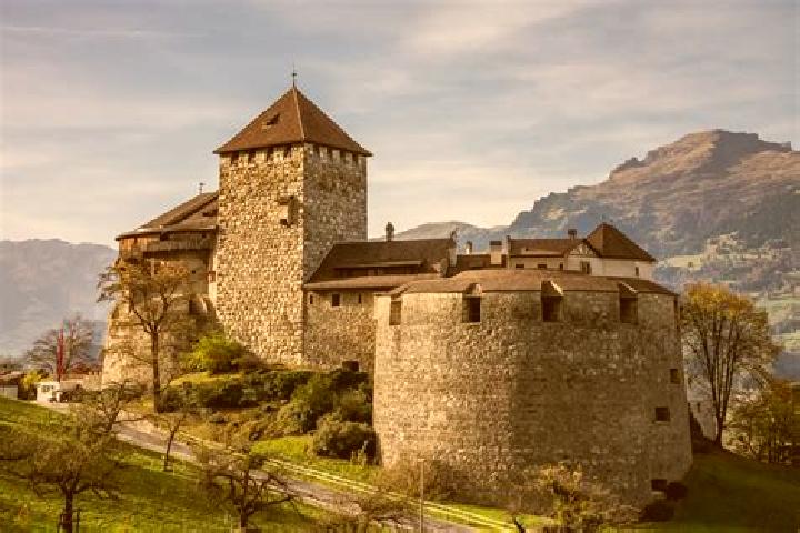 Willow, 22 — Escort in Mauren, Liechtenstein