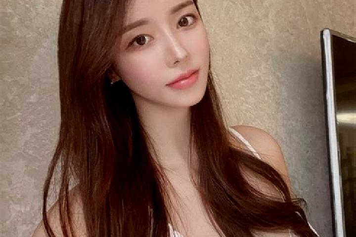 Willow, 22 — Escort in Suohurima, China