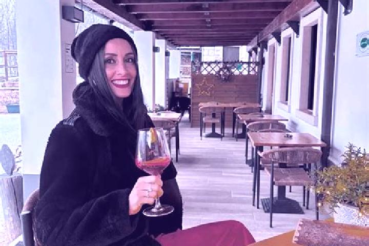 Willow, 22 — Escort in Tonezza del Cimone, Italy