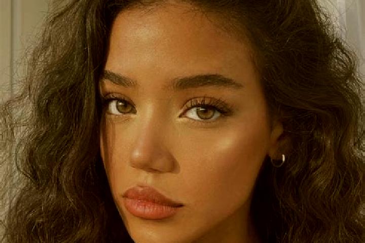 Willow, 23, a black brown-eyed mediterranean companion based in Bituruna. Offering OWO, Domination, Duos. Available for incall and outcall, overnight booking...