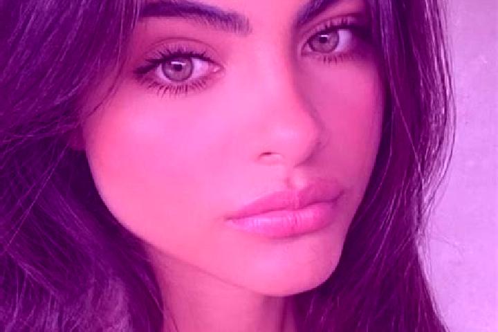 Willow, 23, a black hazel-eyed european companion based in Burston. Offering Travel Companion, A-Level, Fetish, Prostate Massage. Available for incall and ou...