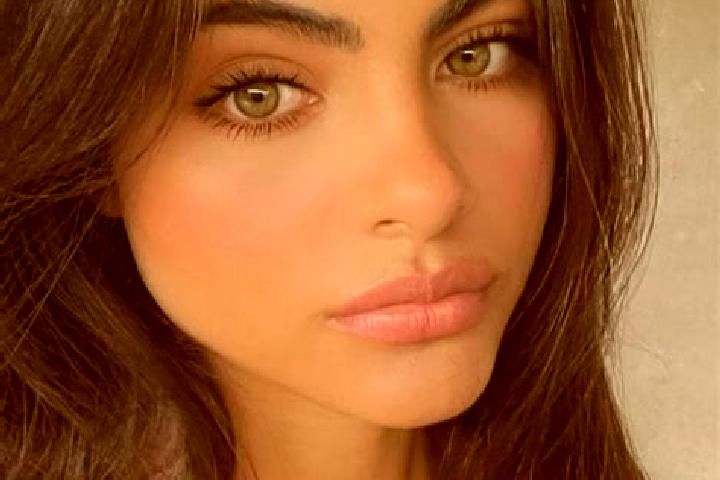 Willow, 23, a chestnut grey-eyed indian companion based in Badia Prataglia. Offering Massage, Girlfriend Experience, Striptease. Available for incall and out...