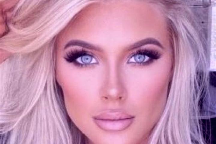 Willow, 23, a platinum blonde grey-eyed caucasian companion based in Sandy Beach. Offering OWO, Tantra, Fetish, CIM. Available for incall and outcall, day an...