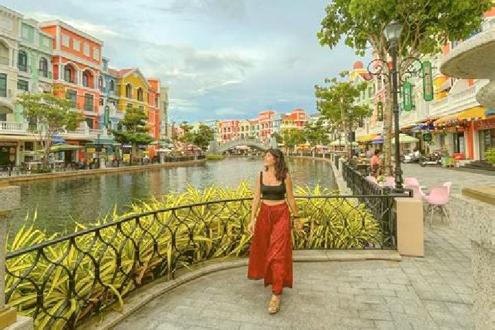 Willow, 23 — Escort in Phu My, Vietnam