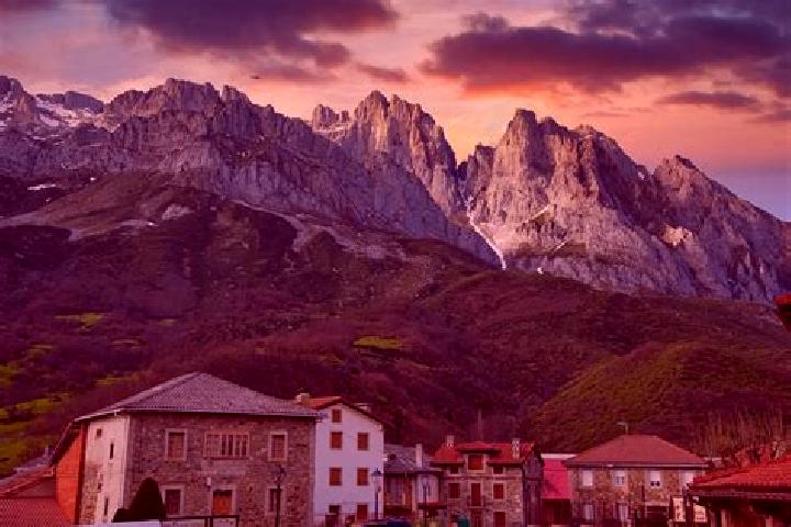 Willow, 23 — Escort in Posada de Valdeon, Spain