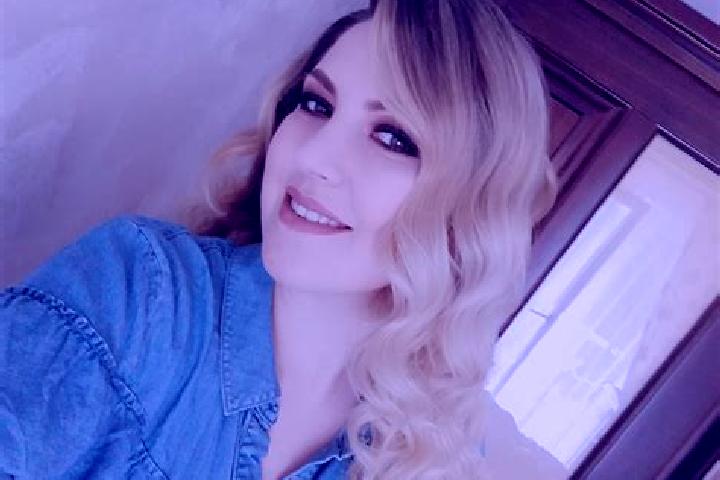 Willow, 23 — Escort in Ruginoasa, Romania
