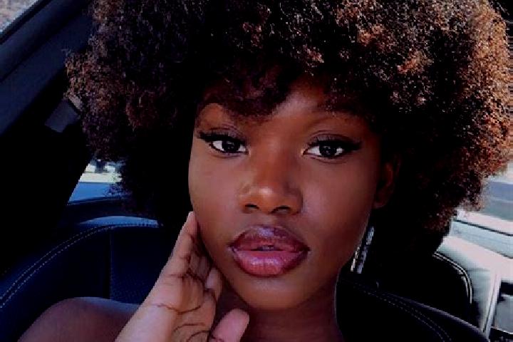 Willow, 24, a black brown-eyed ebony companion based in Orasa. Offering Deep French Kissing, 69, OWO. Available for incall and outcall, day and evening dates.