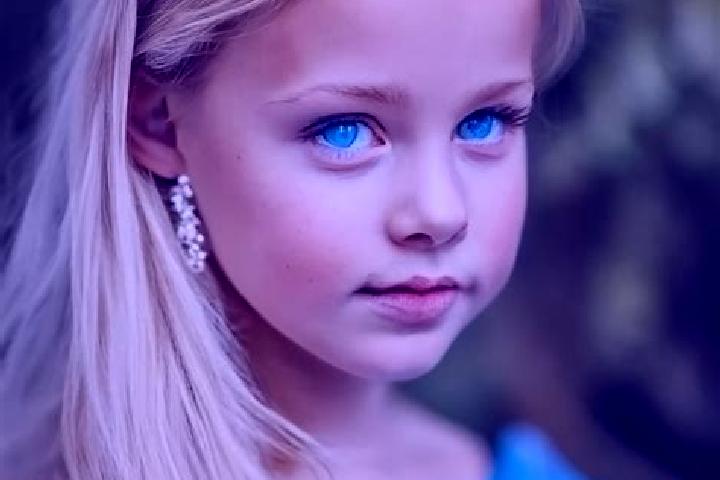 Willow, 24, a blonde blue-eyed caucasian companion based in Quinguengue. Offering Girlfriend Experience, Erotic Massage, Tantra. Available for incall and out...