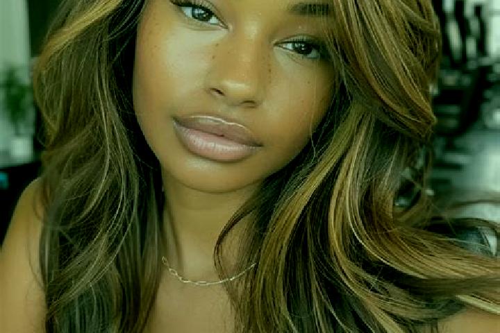 Willow, 24, a dark blonde hazel-eyed caribbean companion based in Mezeray. Offering OWO, 69, Party Girl. Available for incall and outcall, day and evening da...