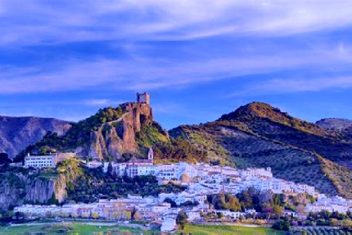 Willow, 24 — Escort in Herguijuela de la Sierra, Spain
