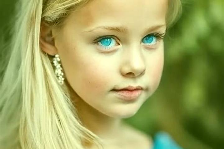 Willow, 25, a blonde blue-eyed middle eastern companion based in La Florida. Offering Duos, Massage, Party Girl. Available for incall and outcall, overnight ...