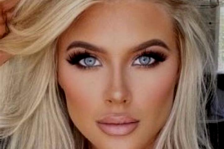Willow, 25, a platinum blonde brown-eyed asian companion based in Sugal. Offering Couples, 69, Girlfriend Experience, OWO. Available for incall and outcall, ...