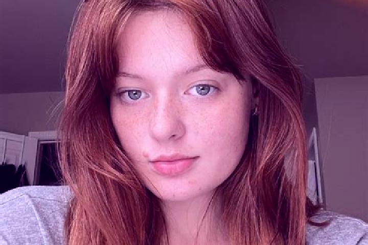 Willow, 25, a red brown-eyed caucasian companion based in Tamanaimahu. Offering BDSM, Striptease, GFE. Available for incall and outcall, overnight bookings a...
