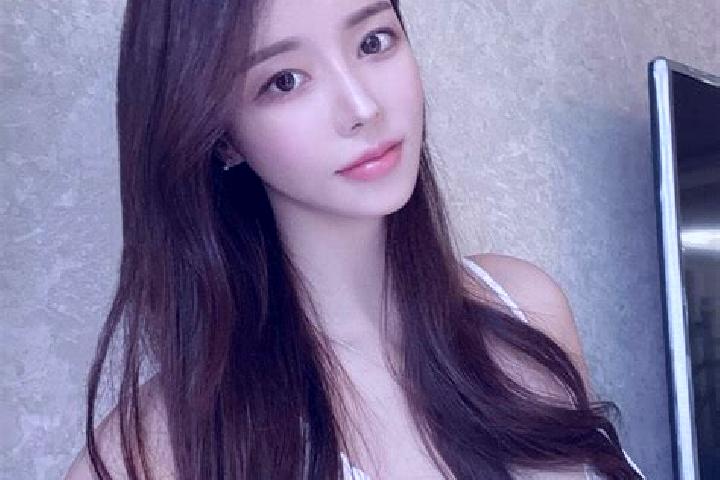 Willow, 25 — Escort in Gaozuo, China