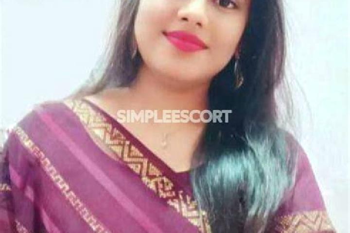Willow, 25 — Escort in Latur, India