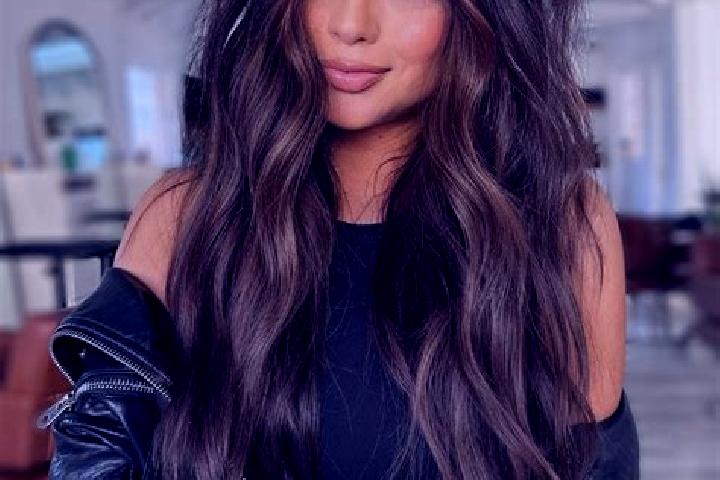Willow, 26, a brunette dark-eyed slavic companion based in Salaya. Offering 69, Domination, Fetish, Roleplay. Available for incall and outcall, day and eveni...