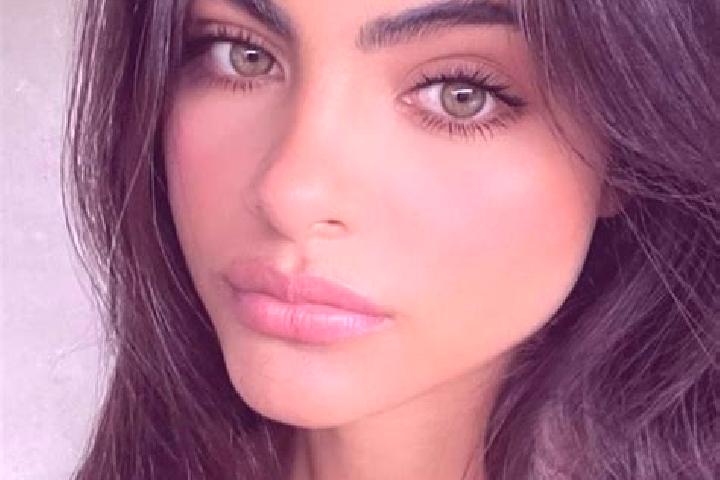 Willow, 26, a brunette green-eyed european companion based in Kungaelv. Offering Couples, BDSM, Deep French Kissing. Available for incall and outcall, overni...