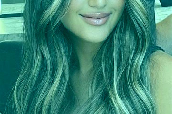 Willow, 26, a dark blonde brown-eyed middle eastern companion based in Kadikkad. Offering GFE, Domination, CIM, Dinner Date, Prostate Massage. Available for ...
