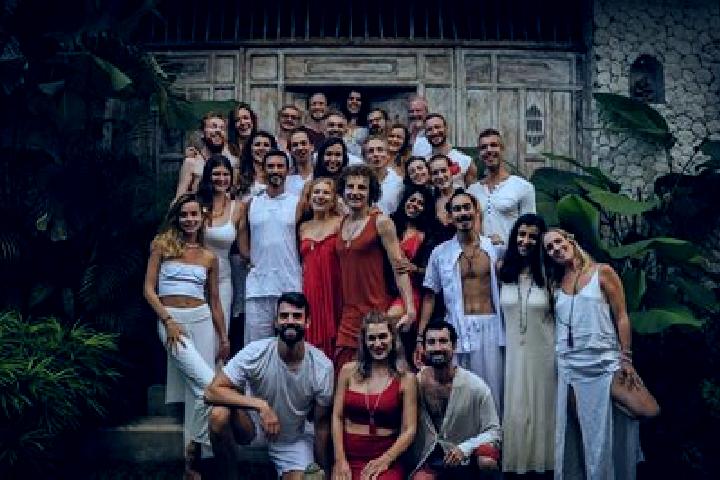 Willow, 26, a red green-eyed caucasian companion based in Undok. Offering Dinner Date, Massage, Tantra, Deep French Kissing. Available for incall and outcall...
