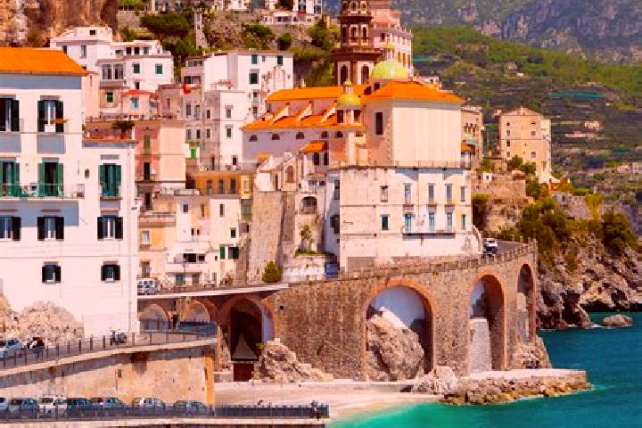Willow, 26 — Escort in Celano, Italy