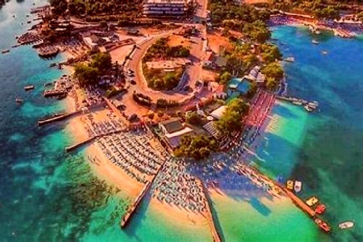 Willow, 26 — Escort in Ksamil, Albania