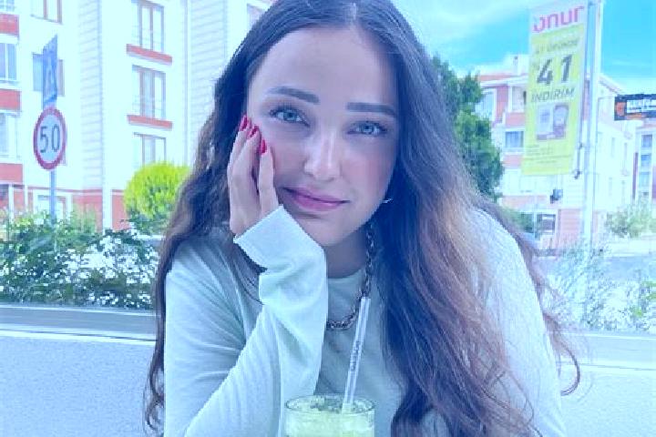 Willow, 26 — Escort in Seymen, Turkey