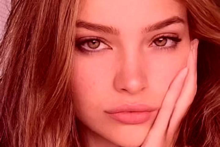 Willow, 27, a brunette grey-eyed mixed companion based in Dipperz. Offering Party Girl, Prostate Massage, Domination, Striptease, Dinner Date. Available for ...