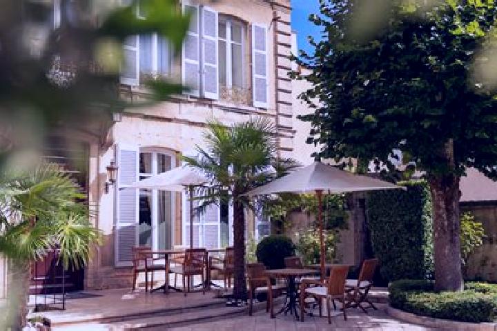 Willow, 27 — Escort in Beaune, France