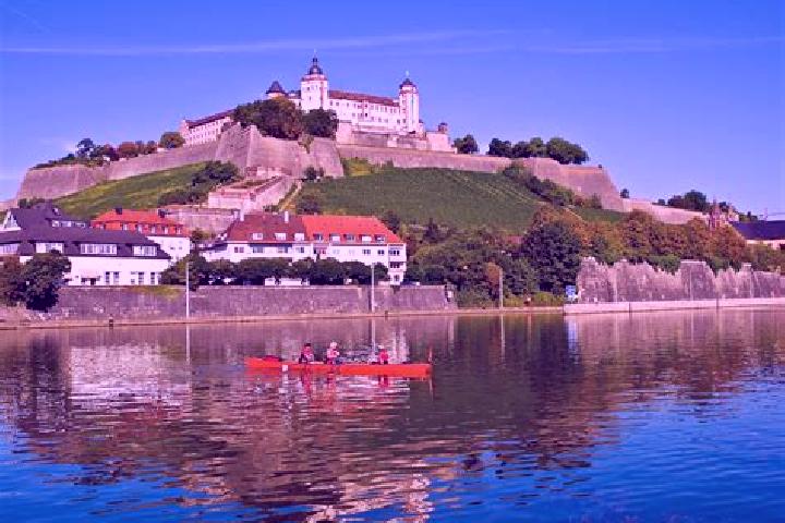 Willow, 27 — Escort in Wiesfleck, Austria