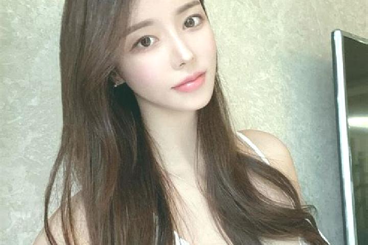 Willow, 27 — Escort in Yangyu, China