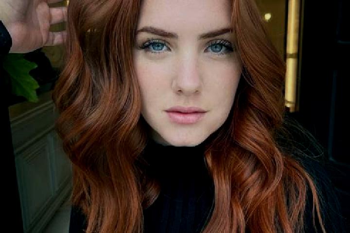 Willow, 28, a auburn blue-eyed middle eastern companion based in Tolmezzo. Offering Roleplay, GFE, Party Girl, Deep French Kissing, CIM. Available for incall...