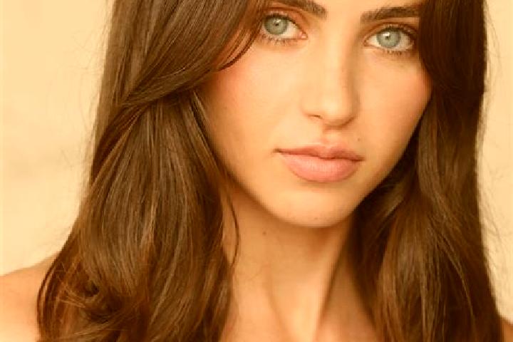 Willow, 28, a brunette blue-eyed indian companion based in Darililie. Offering Domination, Couples, CIM, Girlfriend Experience. Available for incall and outc...