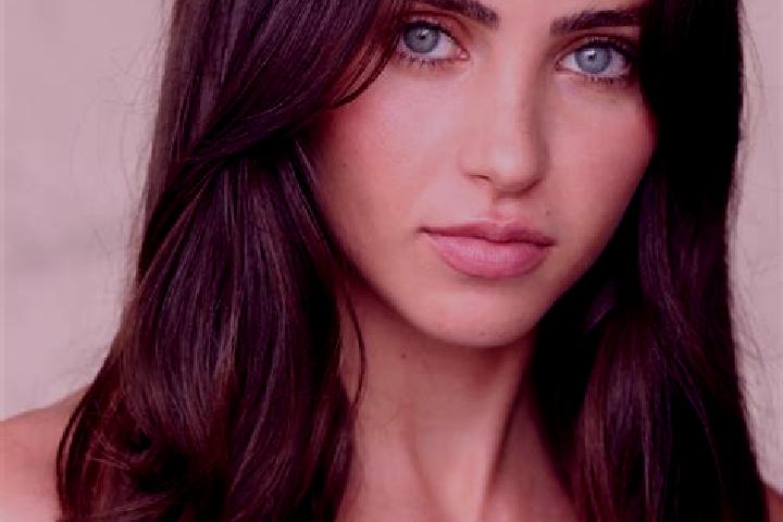 Willow, 28, a brunette blue-eyed mediterranean companion based in Lassigny. Offering Girlfriend Experience, 69, Fetish, A-Level. Available for incall and out...