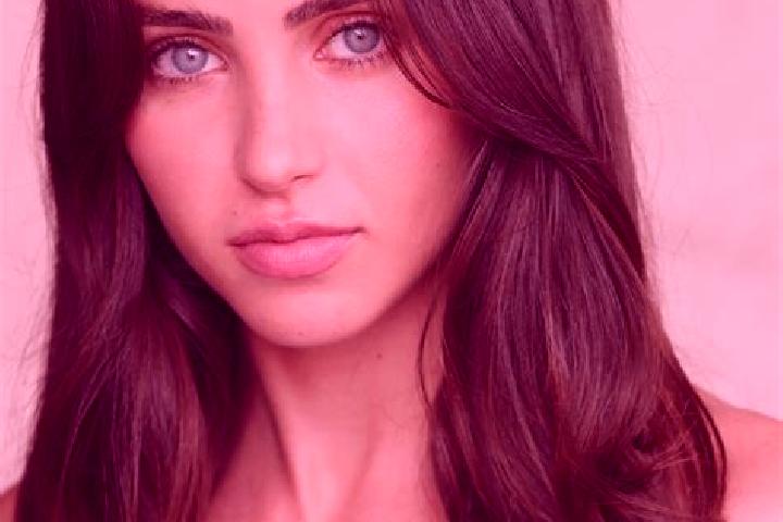 Willow, 28, a red brown-eyed european companion based in Tsukuba. Offering Duos, Massage, Prostate Massage. Available for incall and outcall, overnight booki...