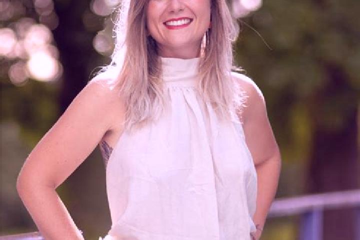 Willow, 28 — Escort in Houssen, France