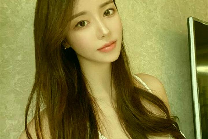 Willow, 28 — Escort in Shiqi, China