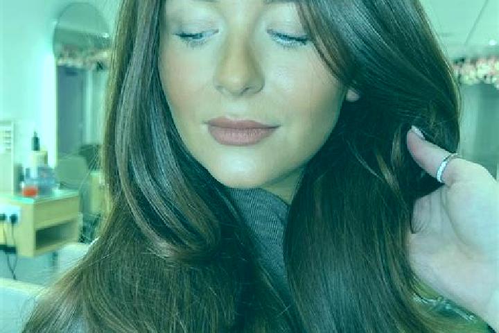 Willow, 29, a auburn brown-eyed european companion based in Quesada. Offering Girlfriend Experience, 69, Massage. Available for incall and outcall, day and e...