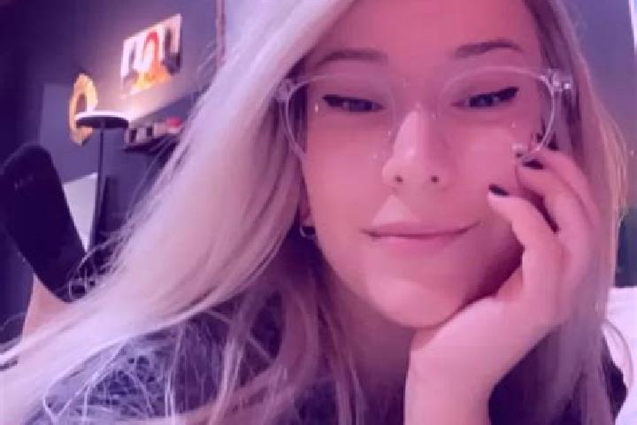 Willow, 29, a blonde grey-eyed mixed companion based in Le Nayrac. Offering 69, GFE, Roleplay, Erotic Massage. Available for incall and outcall, day and even...
