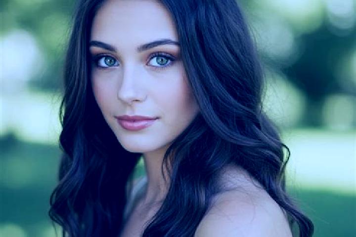 Willow, 29, a brunette hazel-eyed caucasian companion based in Tabinay. Offering Domination, 69, Couples. Available for incall and outcall, day and evening d...
