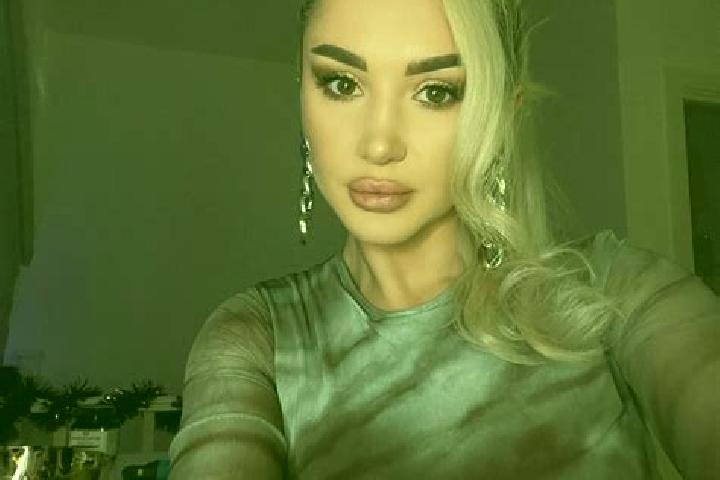 Willow, 29, a dark blonde dark-eyed middle eastern companion based in Zhanghuban. Offering GFE, Dinner Date, Erotic Massage, Fetish, Party Girl. Available fo...