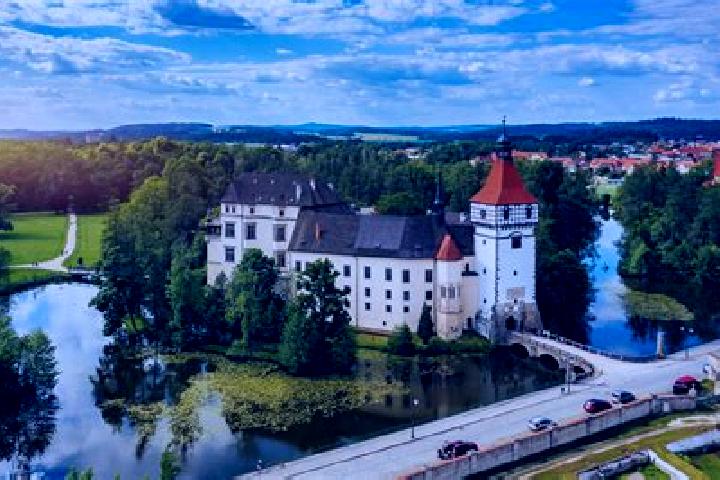 Willow, 29 — Escort in Blatna, Czech Republic