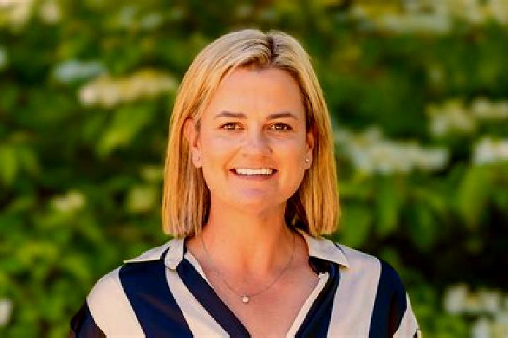 Willow, 29 — Escort in Crafers, Australia