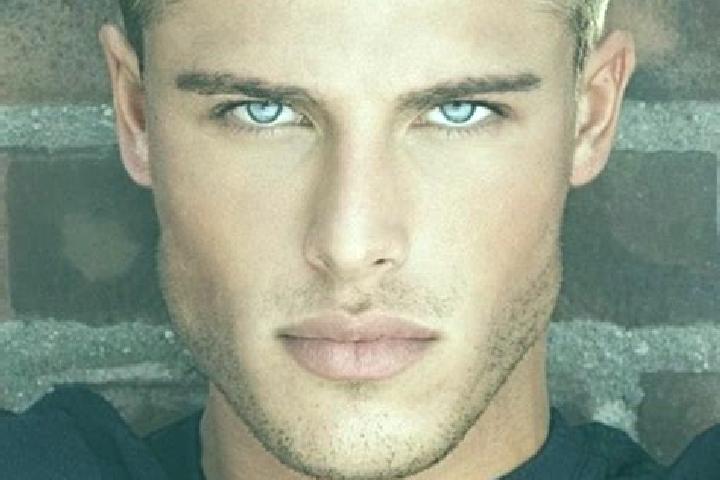 Willow, 30, a blonde grey-eyed caucasian companion based in Leutubung Satu. Offering Deep French Kissing, Overnight. Available for incall and outcall, overni...