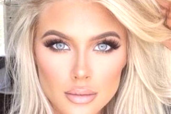 Willow, 30, a platinum blonde grey-eyed latina companion based in Warrenton. Offering Domination, GFE, Duos. Available for incall and outcall, overnight book...