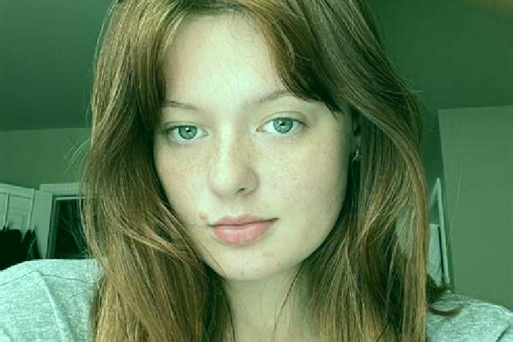 Willow, 30, a red grey-eyed asian companion based in Kenn. Offering Duos, OWO, Girlfriend Experience. Available for incall and outcall, day and evening dates.