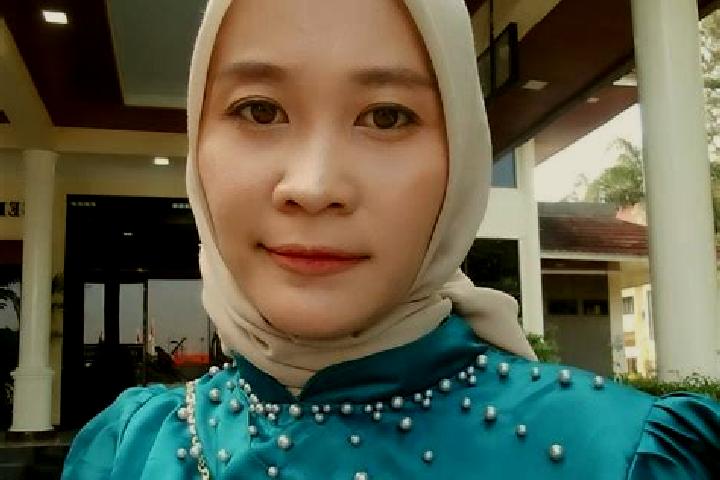 Willow, 30 — Escort in Ngulung Wetan, Indonesia