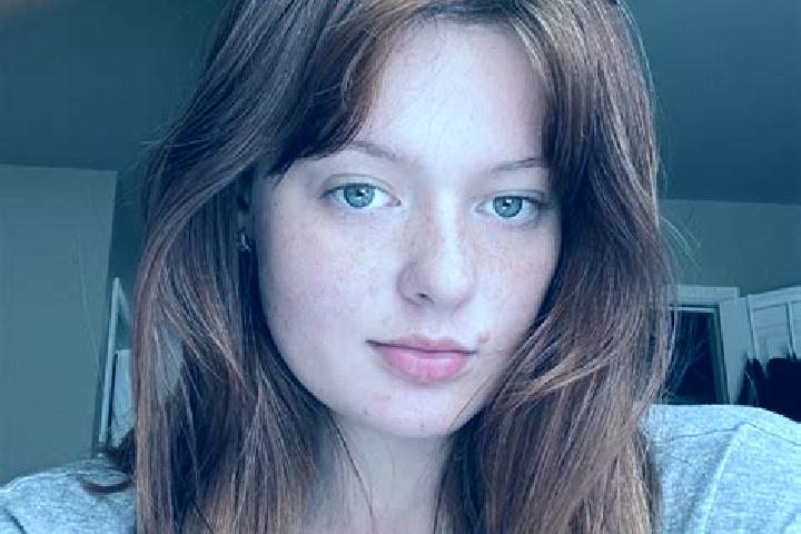 Willow, 31, a chestnut blue-eyed caucasian companion based in Alblasserdam. Offering Girlfriend Experience, A-Level, Overnight, Party Girl, GFE. Available fo...